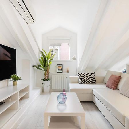 Cb21 Apartment Madrid Eksteriør billede